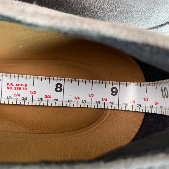 Clarks Un Blush Lo Loafer Shoe Womens Size 7N Gray Suede Comfort Slip Ons Flats - Picture 7 of 10